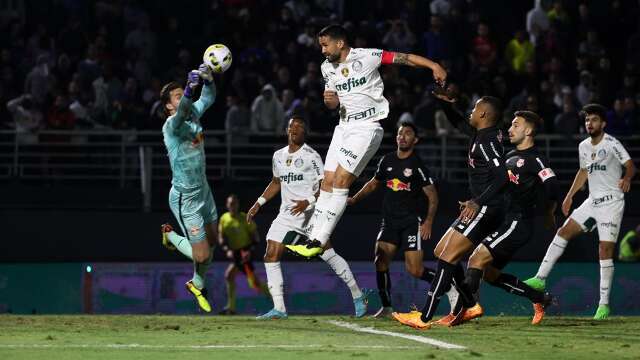 Bragantino sai na frente, mas Palmeiras alcan&ccedil;a empate de 2 a 2