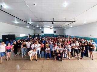 Família Gouveia reuniu mais de 200 pessoas no primeiro encontro. (Foto: Aletheya Alves)