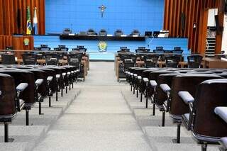 Plenário Júlio Maia, onde acontece as sessões ordinárias na Assembleia Legislativa. (Foto: Alems) 