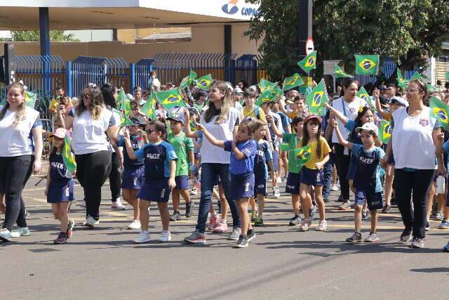 Desfile de 7 de Setembro come&ccedil;ar&aacute; &agrave;s 9h, com 4 mil participantes 