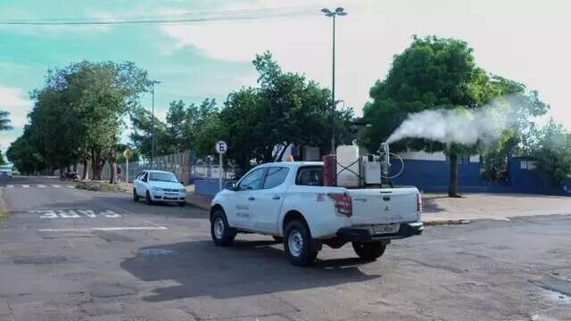 Contra dengue, fumac&ecirc; percorre 11 bairros da cidade entre ter&ccedil;a e quarta-feira