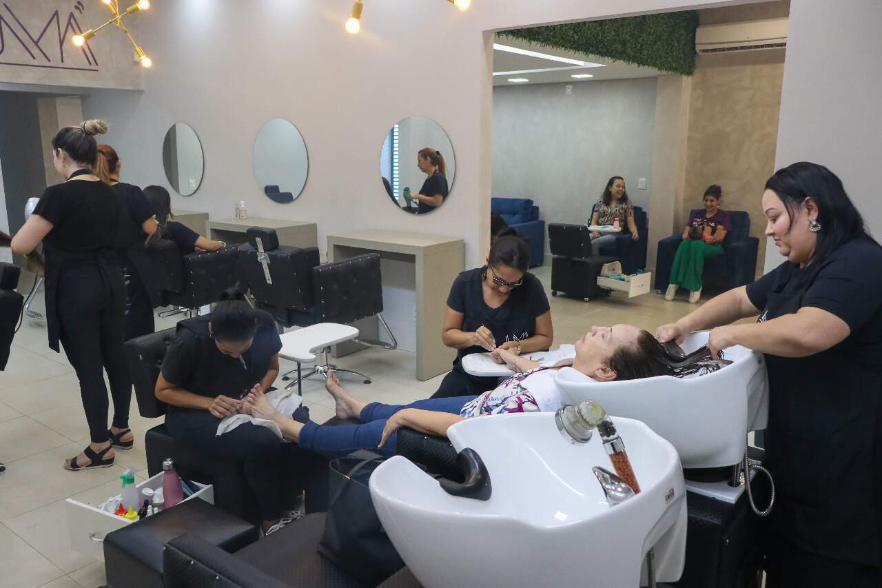 Como transformar um cabeleireiro ou salão de beleza num negócio