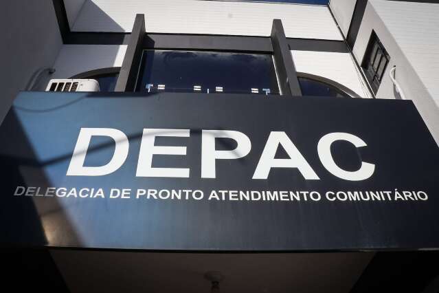 Armado, advogado corre atr&aacute;s de garotas de programa na Jos&eacute; Ant&ocirc;nio
