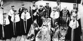 Registro do dia em que Elizabeth II foi empossada rainha do Reino Unido, há mais de 70 anos. (Foto: The Royal Family)