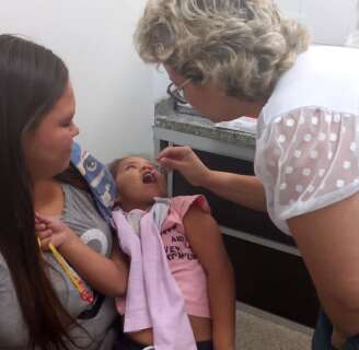 Apenas cinco municípios de MS alcançaram cobertura vacinal de 95% contra a pólio