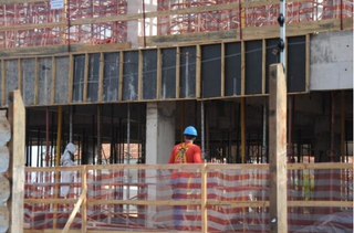 Trabalhador da construção civil em obra na Capital (Foto: Arquivo/Paulo Francis)