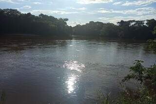 Rio que jovem desapareceu fica próximo a Usina do Mimoso em Ribas do Rio Pardo (Foto: Divulgação)