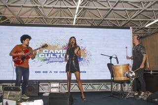 Músicos se apresentaram durante lançamento de festival na governadoria, nesta terça-feira (13). (Foto: Chico Ribeiro)