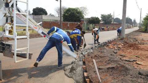 Bairro Nova Lima recebe obras de asfalto e drenagem em nova fase