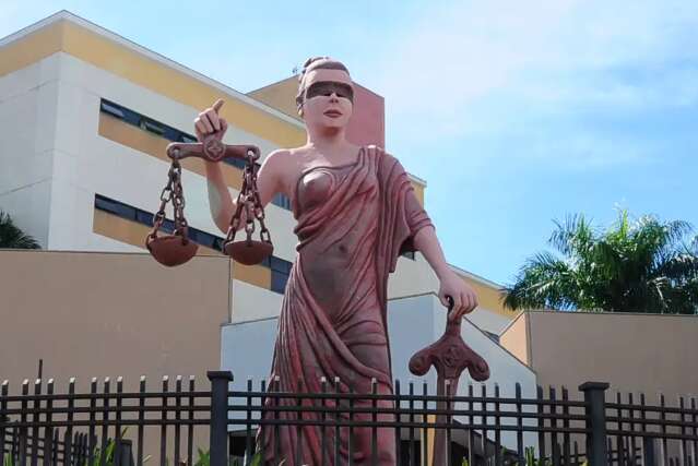 Em nome de advogados, golpistas cobram para acelerar processos