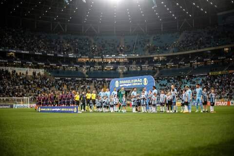 Grêmio se recupera, vence Sport por 3 a 0 e assume vice-liderança da Série B