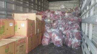 Parte das carnes estragadas apreendidas hoje pela Polícia Civil. (Foto: Divulgação)