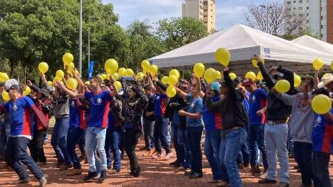 Cinco em cada 10 estudantes conhece pelo menos uma pessoa que já tentou suicídio