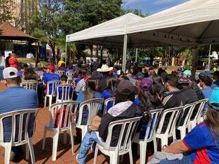 Alunos durante palestras na manhã de hoje. (Foto: Mariely Barros)