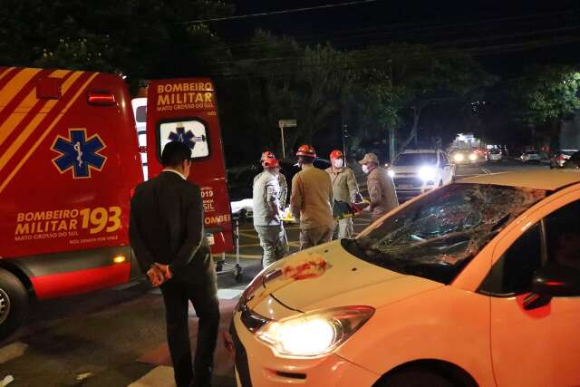 Ciclista de 30 anos &eacute; atropelado na Afonso Pena