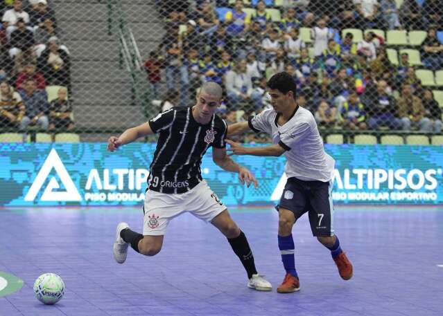 Copa Mundo de Futsal Sub-19 define finalistas neste s&aacute;bado