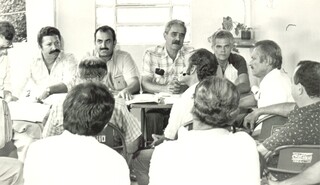 Reunião da Diretoria Preparatória para a criação da Famasul, em outubro de 1977. (Foto: Famasul)