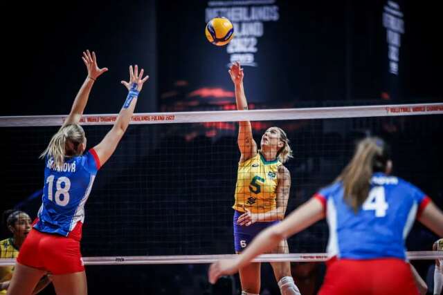 Brasil estreia com vit&oacute;ria no Mundial Feminino de V&ocirc;lei