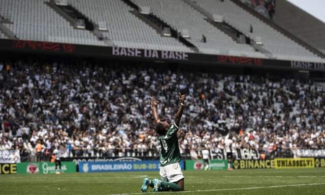 Com gol de Endrick, Palmeiras vence Corinthians e leva Brasileir&atilde;o sub-20