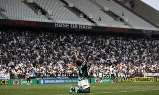 Endrick comemora gol marcado neste domingo. (Foto: Thaís Magalhães/CBF)