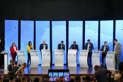 Em debate, candidatos concentram propostas em educação, saúde e social