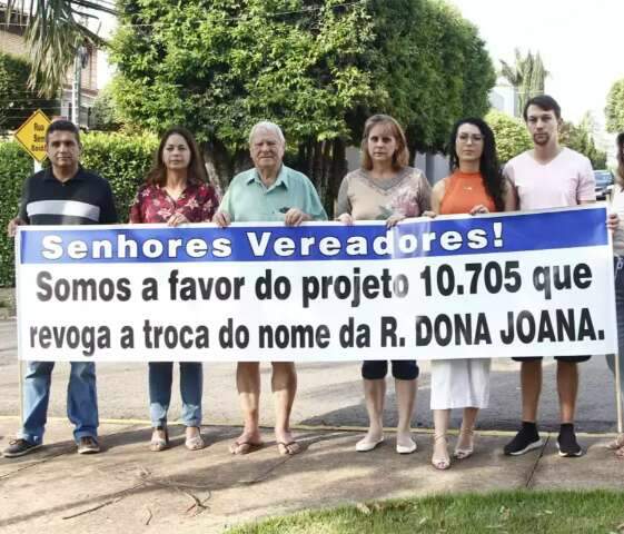Vizinhos v&atilde;o &agrave; C&acirc;mara para manter nome de rua em homenagem &agrave; moradora antiga