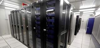 Supercomputadores do TSE ficam na sala-cofre do tribunal, protegidos contra ações da natureza e ações humanas. (Foto: Divulgação TSE)