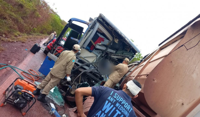 &Ocirc;nibus envolvido em acidente fazia transporte clandestino de passageiros