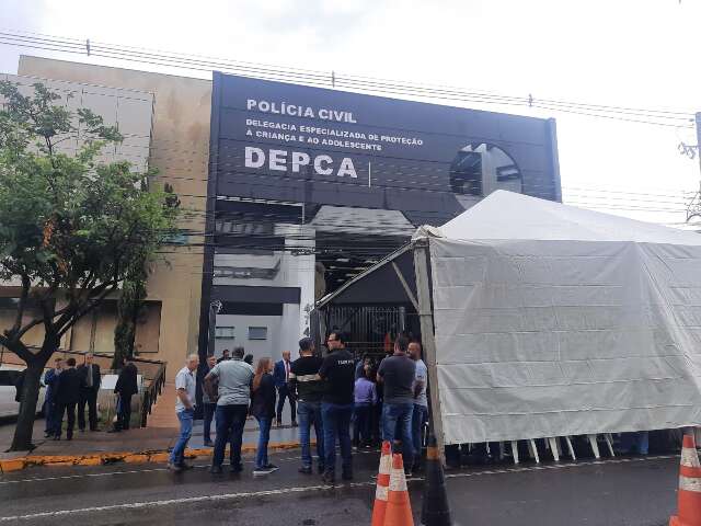 Com 300 atendimentos por m&ecirc;s, delegacia da crian&ccedil;a tem novo endere&ccedil;o