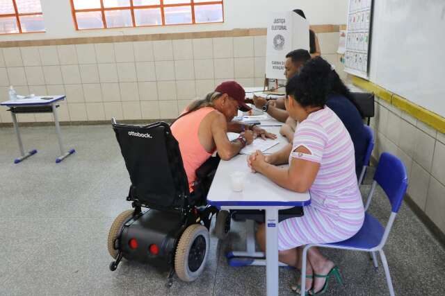 Cadeirantes que se cadastraram para votar com acessibilidade elogiam instala&ccedil;&otilde;es