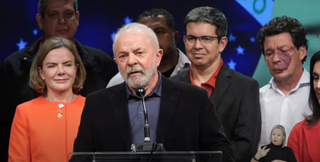 Pronunciamento de Luiz Inácio Lula da Silva (PT) após a confirmação do 2º turno. (Foto: Reprodução/Youtube)