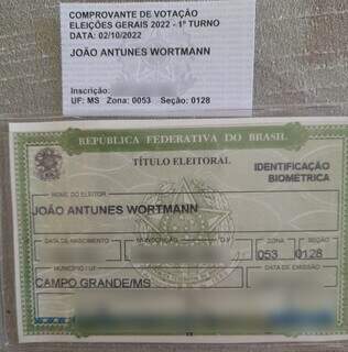 Comprovante de votação do aposentado João Antunes. (Foto: Direto das Ruas)