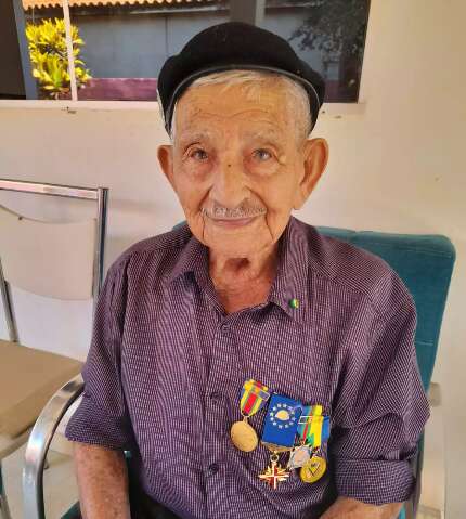 De militar turrão a avô doçura, André deixou 100 anos de histórias