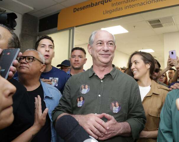 Com apoio cr&iacute;tico de Ciro, PDT fecha com Lula para disputa do segundo turno 