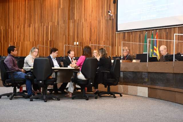 Impasse continua e decis&atilde;o sobre reajuste na Santa Casa fica para sexta