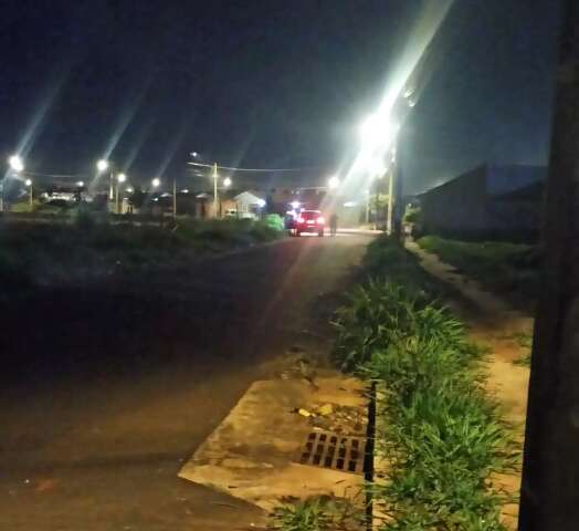 Crian&ccedil;a sai de matagal chorando e PM faz buscas por suspeito de estupro