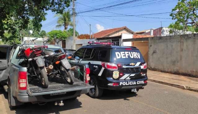 Quadrilha &quot;esquentava&quot; e revendia motos roubadas na Capital