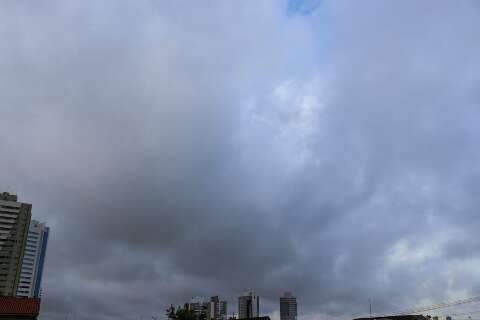 Nebulosidade predomina, pode chover e frente fria avança por Mato Grosso do Sul 
