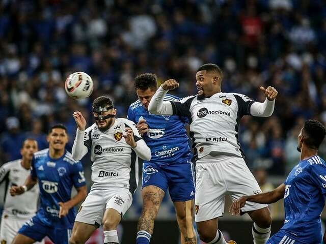 Sport Recife e Cruzeiro se enfrentam na tarde deste domingo pela s&eacute;rie B 