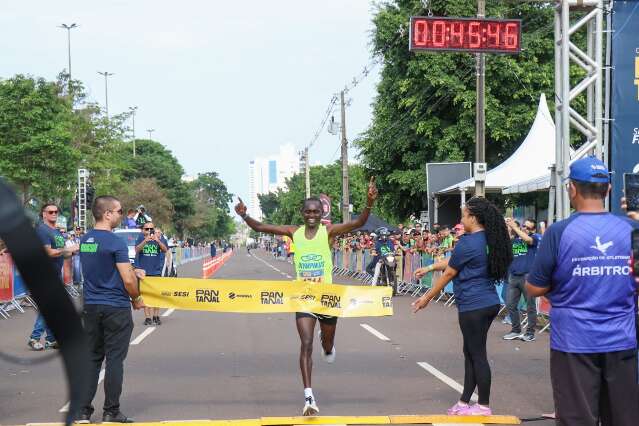 Queniano e et&iacute;ope vencem e brasileiros ficam em 2&ordm; na Corrida Pantanal