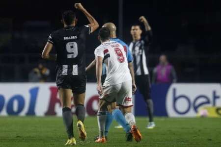 Botafogo vence S&atilde;o Paulo com gol de p&ecirc;nalti e vai para oitava posi&ccedil;&atilde;o