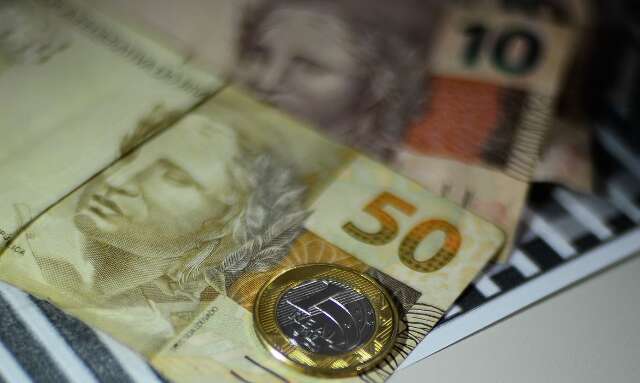 Veja o calend&aacute;rio: Aux&iacute;lios Brasil e G&aacute;s ser&atilde;o pagos a partir desta ter&ccedil;a-feira