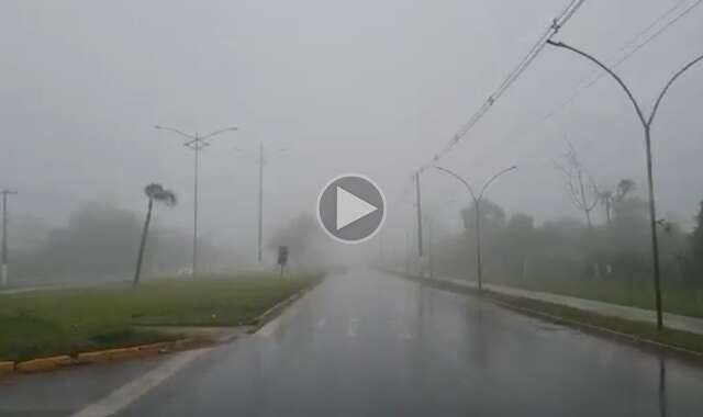 Fronteira com Paraguai tem chuva fina, neblina e 16 graus no feriado