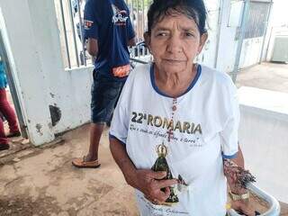 Sebastina garante que viu Nossa Senhora. &#34;Com manto e tudo&#34;. (Foto: Caroline Maldonado)