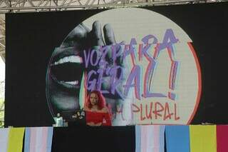 Evento na Praça do Rádio contou com a discotecagem da DJ Ella. (Foto: Kísie Ainoã)