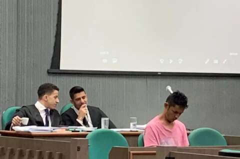 &quot;N&atilde;o tinha inten&ccedil;&atilde;o de matar&quot;, diz r&eacute;u que esfaqueou ex