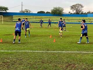 Elenco do Costa Rica em preparação para a estreia na Copa Verde (Foto: Divulgação)