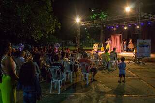 Campão Cultural levou teatro para o bairro José Abrão. (Foto: Altair Santos)
