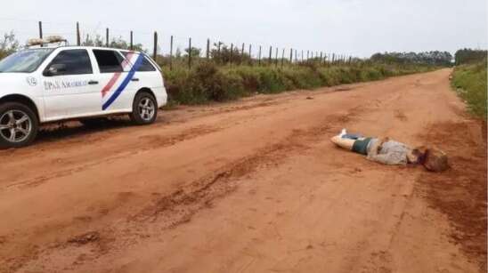 Homem &eacute; encontrado morto em estrada vicinal na fronteira