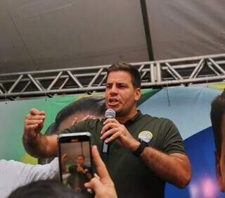 Capitão Contar (PRTB) discursando durante campanha eleitoral. (Foto: Paulo Francis/Arquivo)